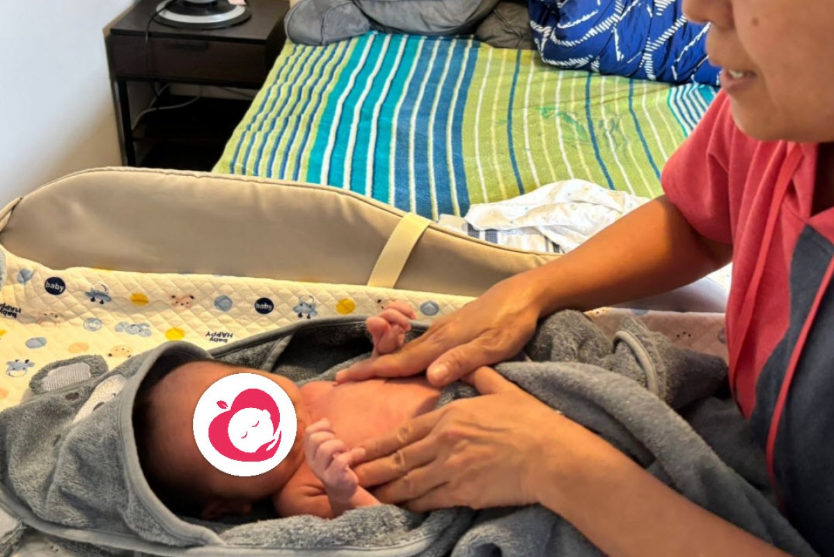 Baby Care photo of Nia Kurnia - uploaded by Nanny, 3