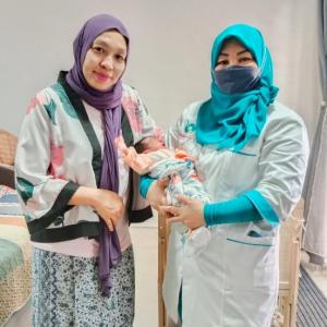 Profile photo of Confinement Nanny Rosliana Binti Dirman