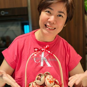 Profile photo of Vivian Tee
